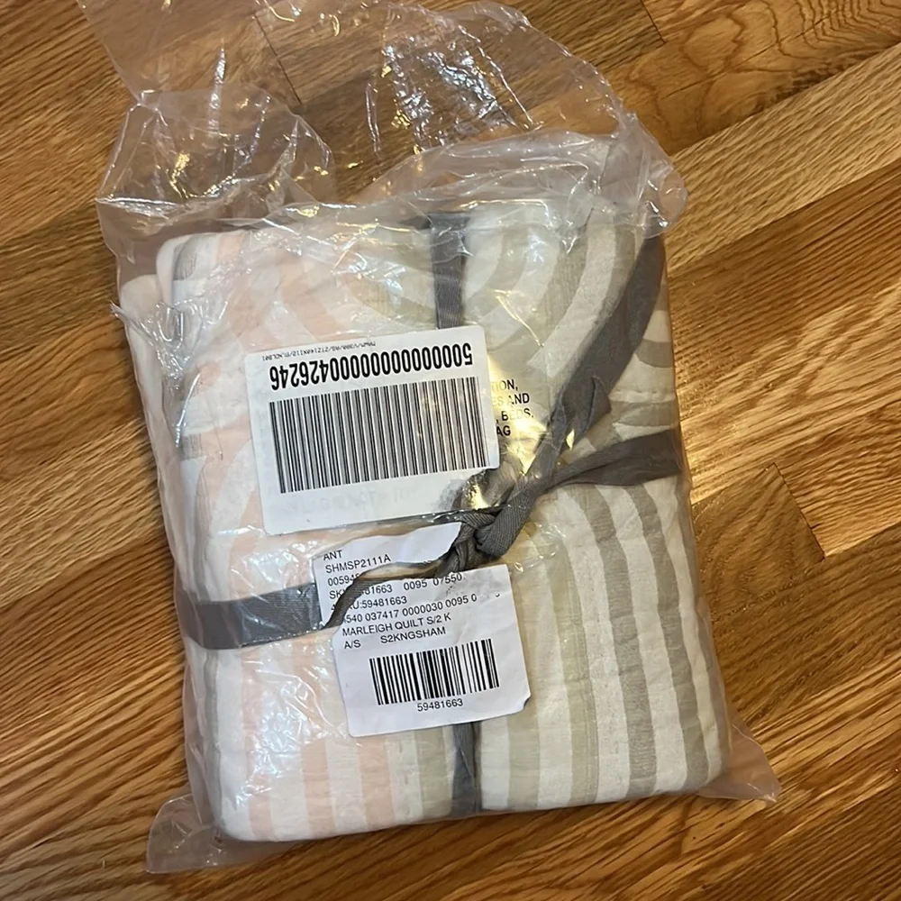 Anthropologie Marleigh Quilt Set of 2 King Shams